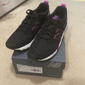 Women’s New Balance 8.5